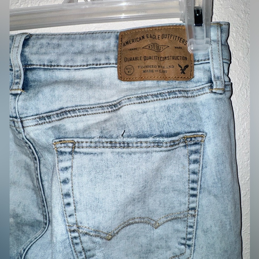 American Eagle Jeans - Men’s Slim Fit Size 30/30 - Light Wash/Bleached